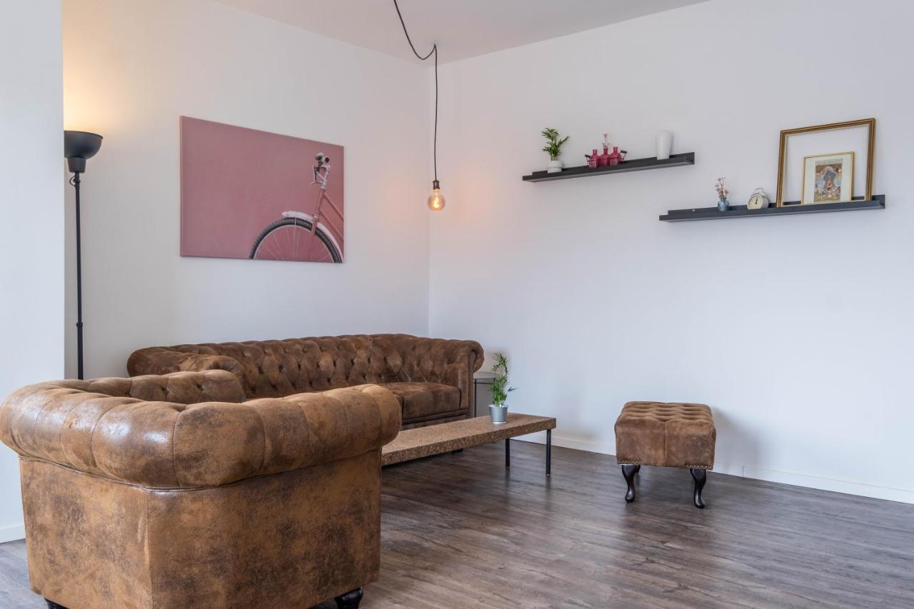 Spacious Flat Карлсруэ Экстерьер фото