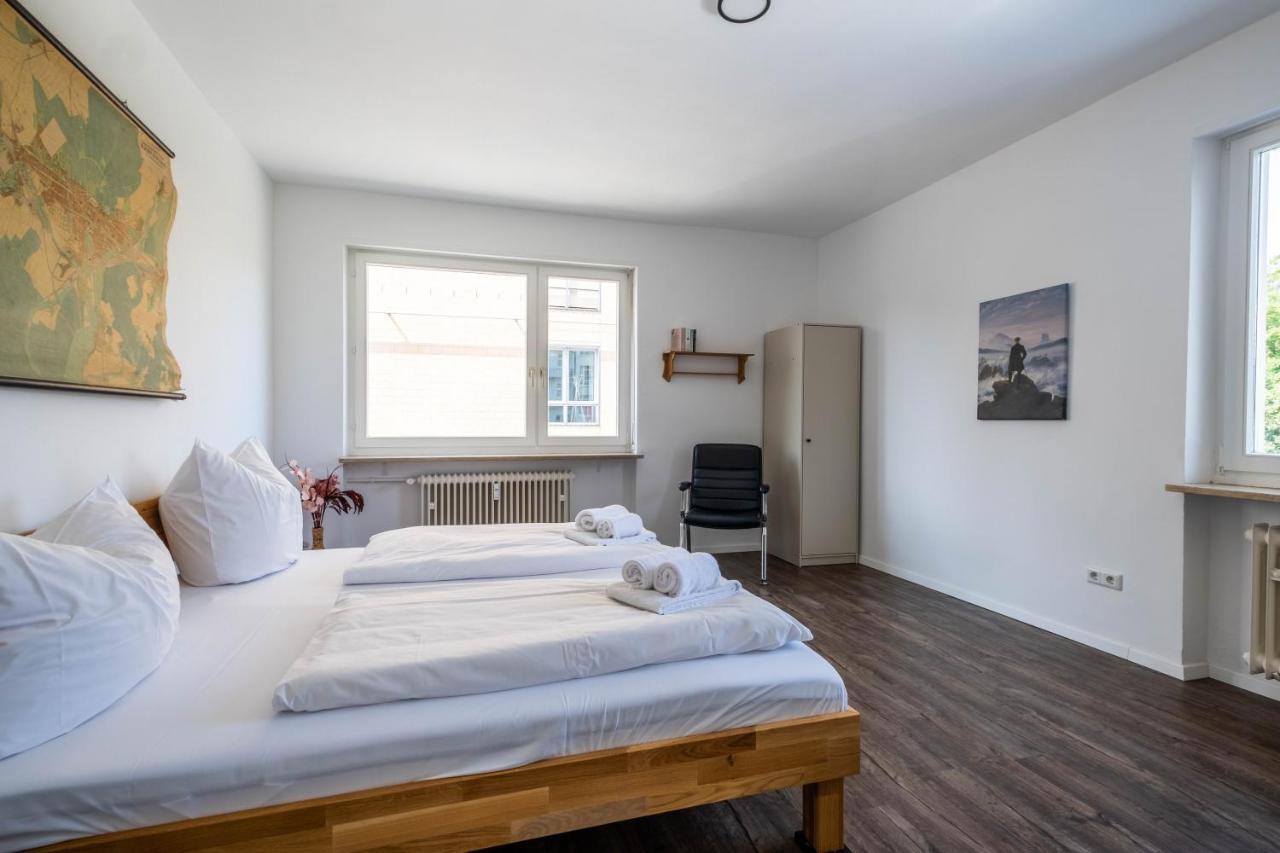 Spacious Flat Карлсруэ Экстерьер фото